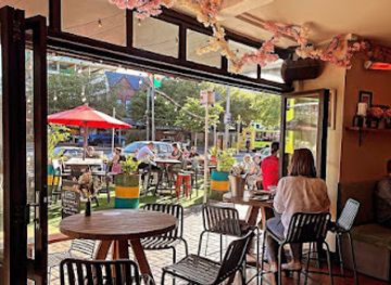 new-zealand/wellington/mount-victoria/bar/the-champagneria