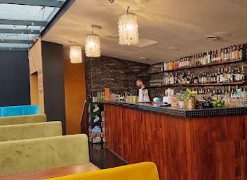 slovakia/tekov/bar/10-prstov-cafe-bar