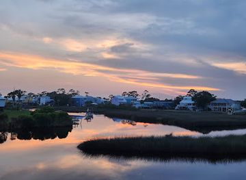 alabama/alabama-coastal-birding-trail/bar/ice-house-taproom