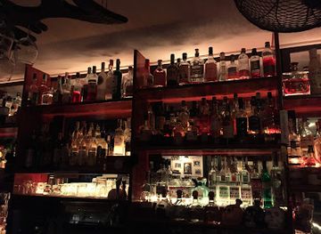 italy/venetian-riviera/bar/chet-bar