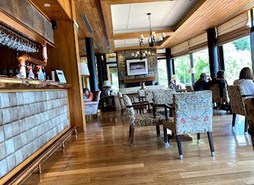 argentina/san-carlos-de-bariloche/llao-llao/bar/espacio-lago-moreno