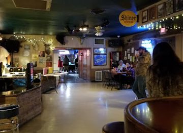 new-mexico/southwest-new-mexico/bar/golden-spur-saloon
