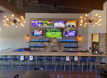 arkansas/pinnacle-mountain-state-park/bar/overtime-lounge