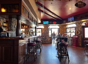 california/monterey/downtown-monterey/bar/london-bridge-pub