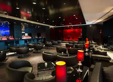 Primo Bar, London