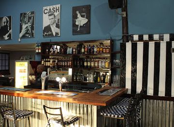 south-africa/overberg/bar/the-highway-pub