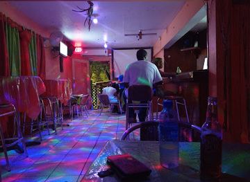 sint-maarten/middle-region/bar/cacao-patio-restaurant-and-bar