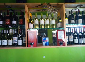 uganda/entebbe/bar/beer-o-clock-bar-and-grill