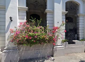 philippines/manila/intramuros/bar/san-villa-bar-and-restaurant