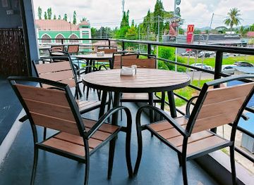 malaysia/pulau-sipadan/bar/borneo-empire-cafe-bistro