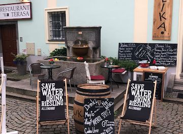 czechia/cesky-krumlov/bar/food-wine-bar-klika