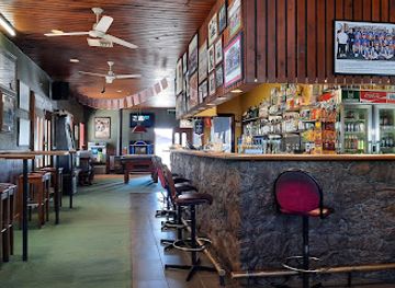 australia/western-district/bar/great-western-hotel