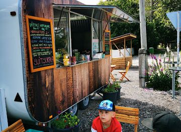 estonia/hiiu-county/bar/esikula-suvekohvik