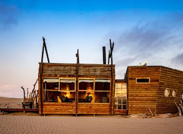 namibia/skeleton-coast/bar/shipwreck-lodge