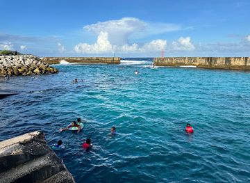 nauru/anibare/bar/anibare-harbour