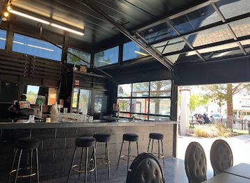 nevada/lake-mead-national-recreation-area/bar/beer-zombies-boulder-city