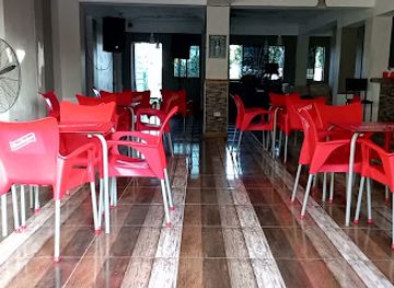 jamaica/hellshire-hills/bar/raddicks-entertainment-hq