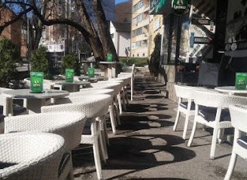 bosnia-and-herzegovina/bosnian-podrinje-canton/bar/black-white