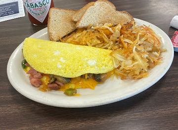 nebraska/niobrara-national-scenic-river/bar/naper-cafe