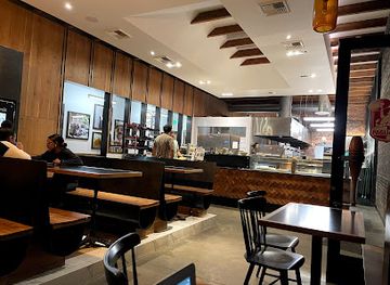 washington/mount-rainier-national-park/bar/taproot-cafe-bar