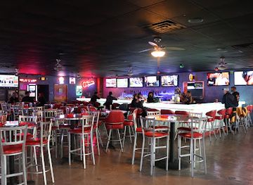 indiana/indiana-dunes-national-park/bar/mark-o-s-bar-grill-portage