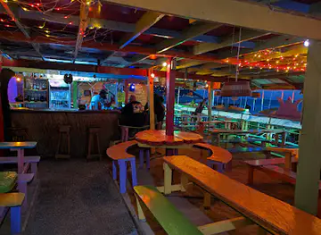 Hi Rise Beach Bar