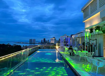 La Vogue Sky Bar/ SS
