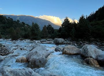 india/manali/vashisht/bar/disco-valley