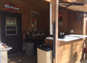 iowa/spirit-lake/bar/gingham-inn-to-go