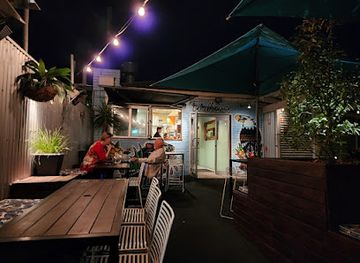 australia/riverina/bar/birdy-bar