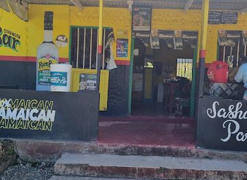 jamaica/john-crow-mountains/bar/sasha-s-highway-paradise