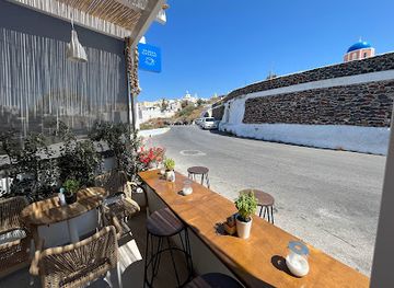 greece/santorini/oia/bar/tephra-cocktail-bar