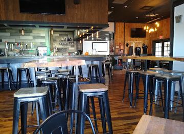 massachusetts/hyannis/bar/finn-s-craft-beer-tap-house