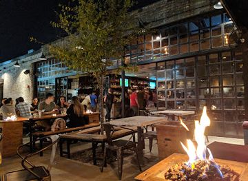 texas/houston/midtown/bar/wooster-s-garden