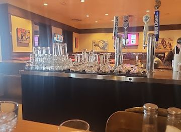 wyoming/red-desert/bar/lobby-bar