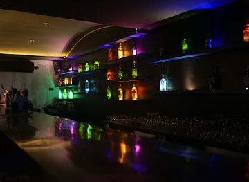 india/northeast-india/bar/t-sin-q-sports-cum-lounge-bar