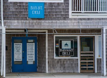 rhode-island/watch-hill/bar/bay-street-deli-catering