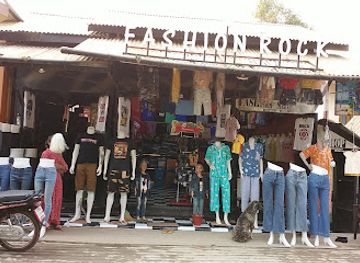 myanmar-burma/mrauk-u/bar/happy-garden