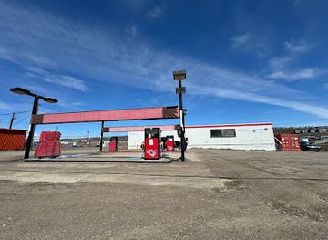 canada/nunavut/bar/co-op-gas-bar