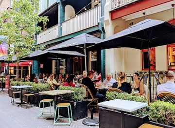 australia/new-england/bar/gin-lane