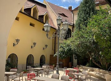 hungary/mecsek-mountains/bar/eleven-vinoteka-bar