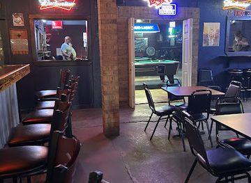 arkansas/petit-jean-state-park/bar/sierra-tavern