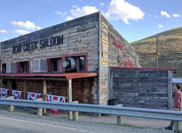 montana/absaroka-beartooth-wilderness/bar/bear-creek-saloon-steakhouse