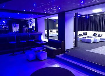 bulgaria/sredna-gora/bar/piano-karaoke-bar-black-white