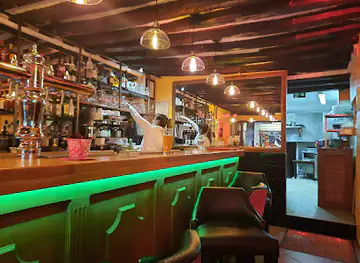 Alexandre BAR PUB Paris 05