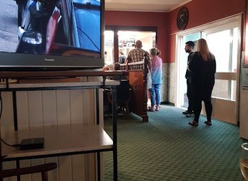 new-zealand/greymouth/bar/raceway-carvery