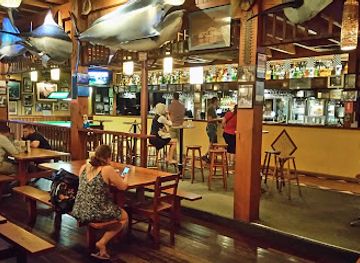 australia/cairns/bar/cock-bull