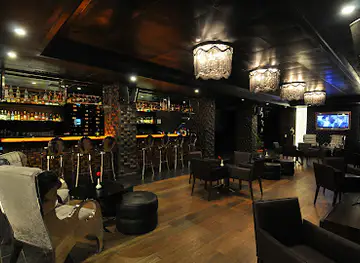 Sixty-nine 69 Lounge Bar