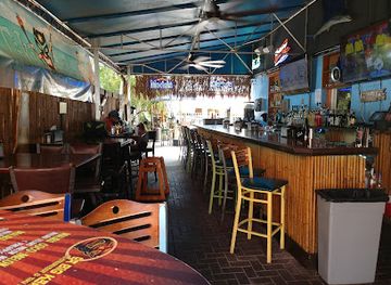 florida/stuart/bar/sneaki-tiki