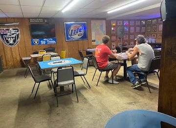 south-dakota/lewis-and-clark-recreation-area/bar/the-ice-house